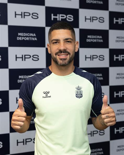 plmat 2024-2025|La Unión Deportiva presenta su nueva piel para los .